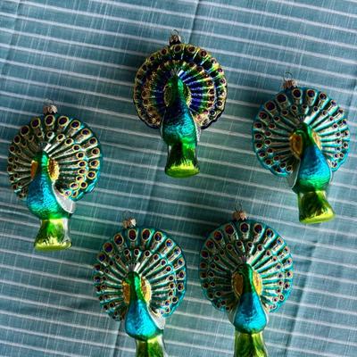 Sale Photo Thumbnail #26: Light Fixtures, Home Decor, Furniture, Purses, Ornaments & more! Pricing is decided by the Auctioneer during the Auction on FB Live @ 7pm - 11/15/25