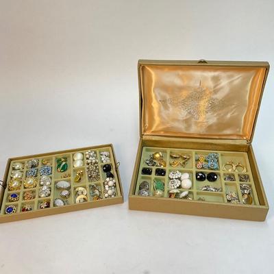 251 Vintage Costume Jewelry Earrings & Pins Sets