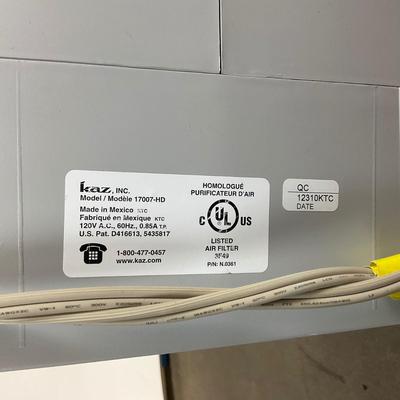 262 Lasko Floor Fan with Honeywell Air Purifier