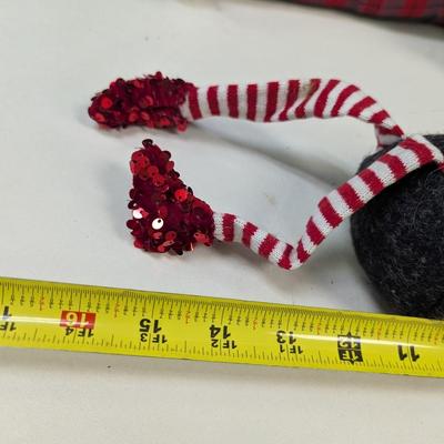 Ganz Gnome Plaid Draft Stopper & Glitter Gnome