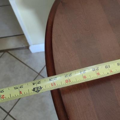 Broyhill Queen Ann Design Mahogany Side Table with Single Drawer