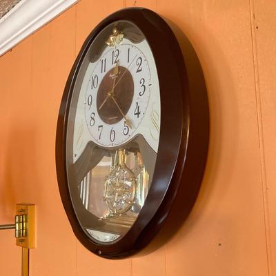LOT 57: Vintage Small World Rhythm Wall Clock