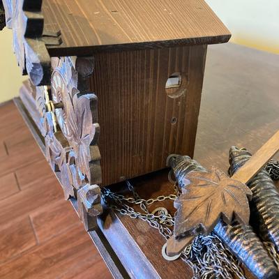 LOT 58: Vintage Wooden Cuckoo Clock