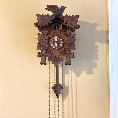LOT 58: Vintage Wooden Cuckoo Clock