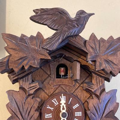 LOT 58: Vintage Wooden Cuckoo Clock