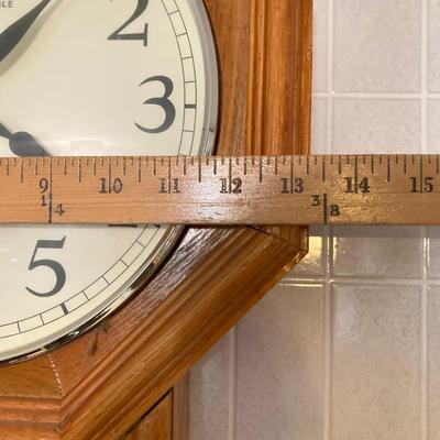 LOT 59: Vintage Sterling & Noble Clock Company Westminster Chime Hanging Wall Clock