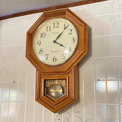 LOT 59: Vintage Sterling & Noble Clock Company Westminster Chime Hanging Wall Clock