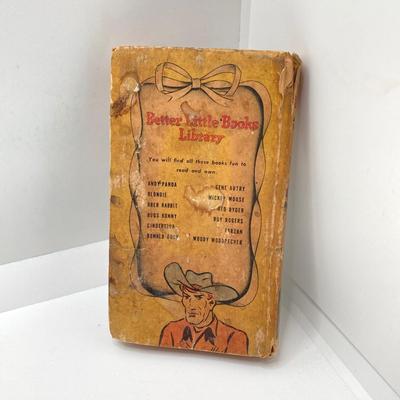 LOT 73: Vintage Red Ryder Collection - Pocket Knives, Books, Lucky Coin / Token and Card