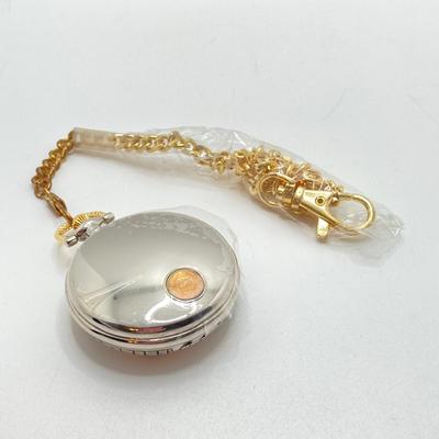 LOT 75: Vintage Franklin Mint Collector Watches - The Civil War Library & Museum General Robert E. Lee Pocket Watch with Case