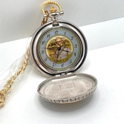 LOT 75: Vintage Franklin Mint Collector Watches - The Civil War Library & Museum General Robert E. Lee Pocket Watch with Case