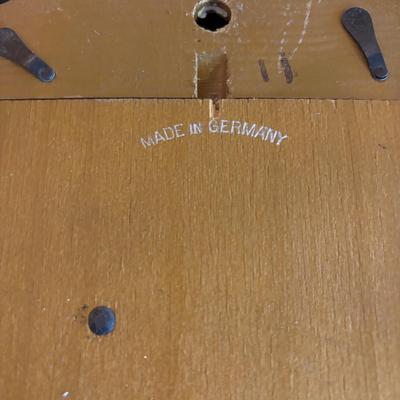 LOT 83: Vintage Cuckoo Clock