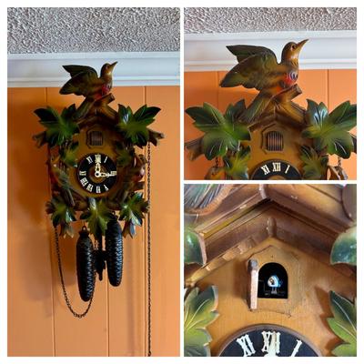 LOT 83: Vintage Cuckoo Clock
