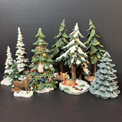 LOT 88: M.J. Hummel Holiday Village Bakery & Christmas Village Acessories