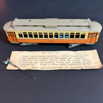 LOT 94: Vintage Putnam's Handy Map Book, Vintage Road Maps, Vintage Railway Share Plaque, HO Scale Boston Elevated Type 5 Streetcar,...