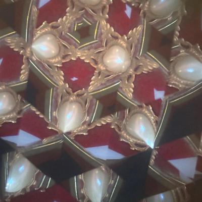 LOT 91: The San Franciso Music Box Company Wood & Brass Moving Kaleidoscope - Works