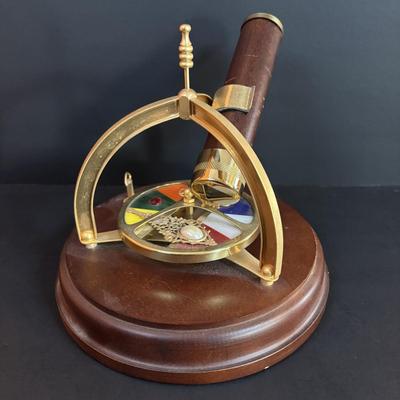 LOT 91: The San Franciso Music Box Company Wood & Brass Moving Kaleidoscope - Works