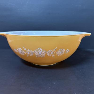 LOT 102: Vintage Pyrex Butterfly Gold Cinderella Mixing Bowls and Marigold Yellow Cinderella Casserole Dish