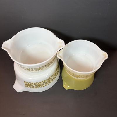 LOT 103: Vintage Pyrex Green Autumn Floral Verde Cinderella Casserole Dishes