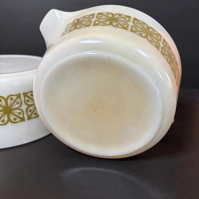 LOT 103: Vintage Pyrex Green Autumn Floral Verde Cinderella Casserole Dishes