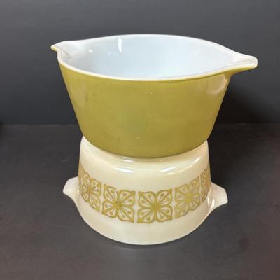 LOT 103: Vintage Pyrex Green Autumn Floral Verde Cinderella Casserole Dishes