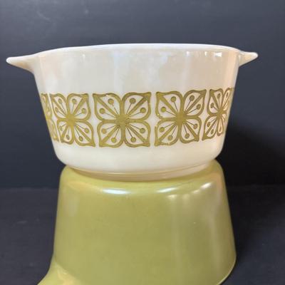 LOT 103: Vintage Pyrex Green Autumn Floral Verde Cinderella Casserole Dishes