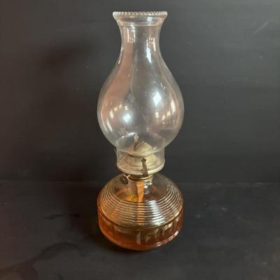 LOT 104: Vintage Oil Lamps & Glass Replacement Chimneys