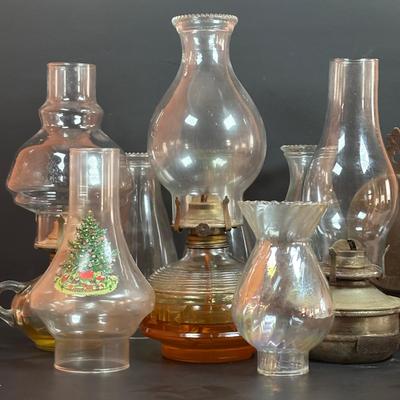 LOT 104: Vintage Oil Lamps & Glass Replacement Chimneys