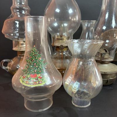 LOT 104: Vintage Oil Lamps & Glass Replacement Chimneys