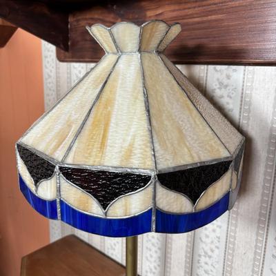 LOT 105: Hand-Crafted Stained Glass Lamp