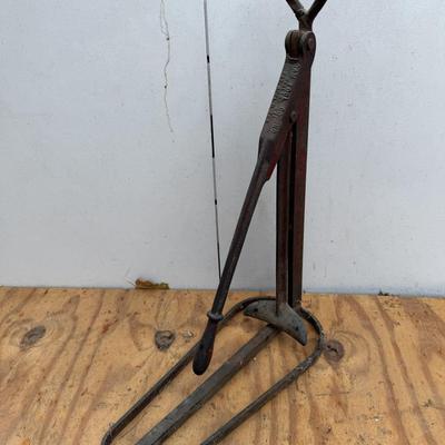 LOT 115 - Tire Mounting and Balancing Tools