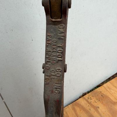 LOT 115 - Tire Mounting and Balancing Tools