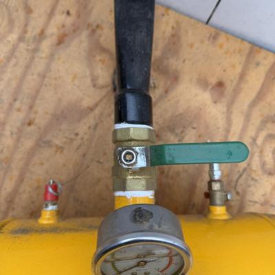 LOT 115 - Tire Mounting and Balancing Tools