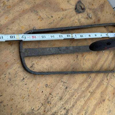 LOT 115 - Tire Mounting and Balancing Tools