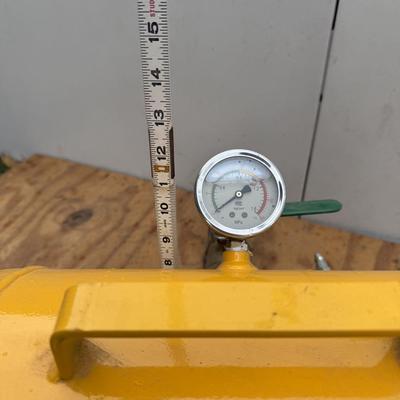 LOT 115 - Tire Mounting and Balancing Tools