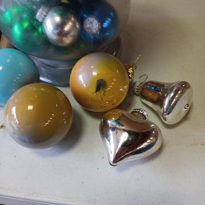 LOT 116: Vintage Bisque Pottery Nativity Figurines, Art Glass Ornaments, Glass Bells & More