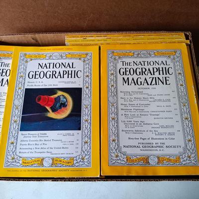 LOT 124: Large Collection of National Geographic Magazines 1950s - 1960s