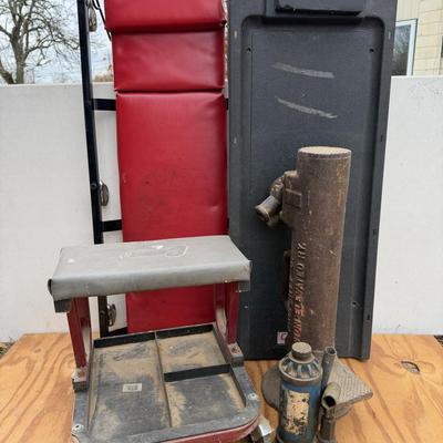 LOT:: 127 - Mechanic Floor Creepers/Stool, Heavy Duty Boston, Mass Jack, small jack -JLP - garage