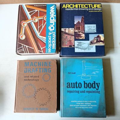 LOT 131: Vintage Engineering and Mechanical Guides