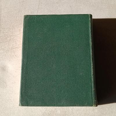 LOT 131: Vintage Engineering and Mechanical Guides