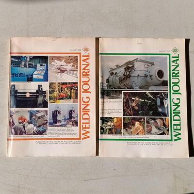 LOT 131: Vintage Engineering and Mechanical Guides