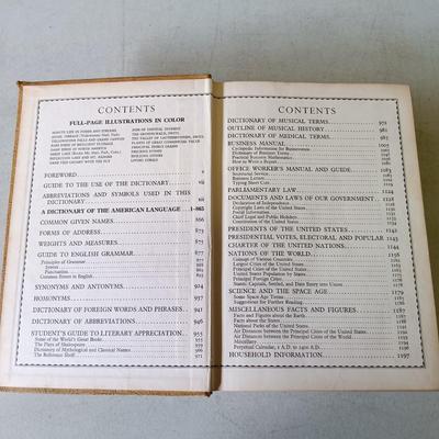 LOT 136: Golden Nature Guides, Webster's New World Dictionary 1963 & More