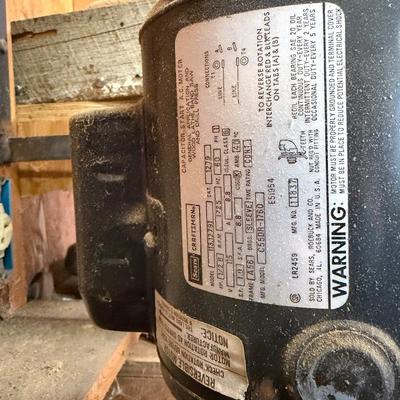 LOT 137 - Delta Milwaukee Drill Press w/ accessories - Heavy Duty