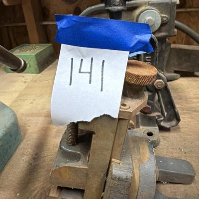 LOT 141 - Bench Vice Lot (4)