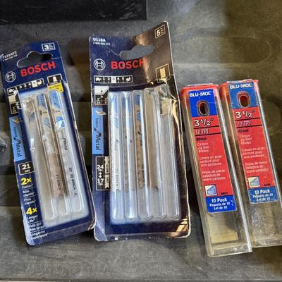 LOT 143 - Craftsman Electric Brad Nailer & Black & Decker Jigsaw