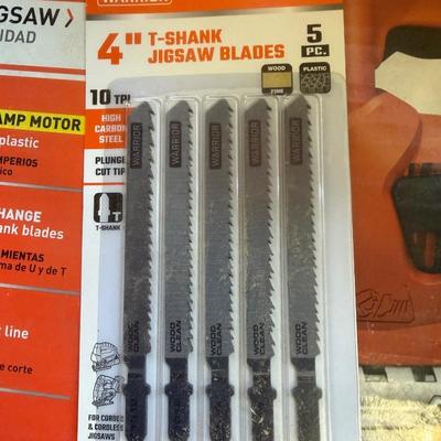 LOT:: 145 - Black & Decker Jigsaw, Floor Installation Laser, Cut Off Jig