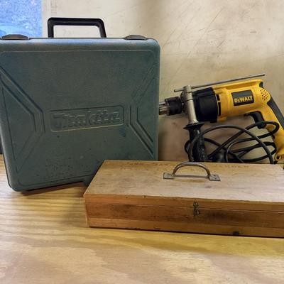 LOT 146 - Makita Cordless Drill, Dewalt Hammer Drill, & Auger Drill Bit Set