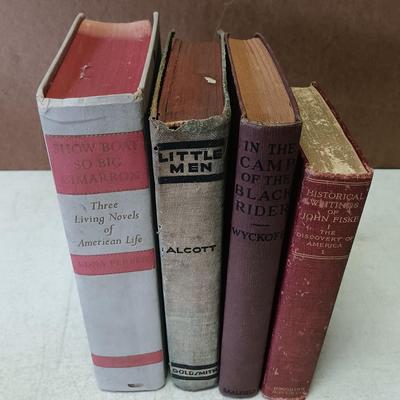 LOT 153: Collection of Vintage Novels