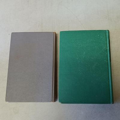 LOT 154: The Boys of '76 Illustrated 1876, Rabble in Arms 1947, Hail, Nathan Hale 1965 & More