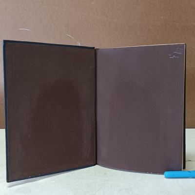 LOT 154: The Boys of '76 Illustrated 1876, Rabble in Arms 1947, Hail, Nathan Hale 1965 & More