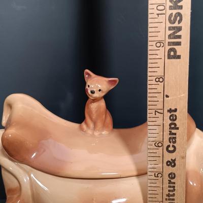 LOT 161: Vintage Brush USA W10 Pottery Cow and Cat Cookie Jar